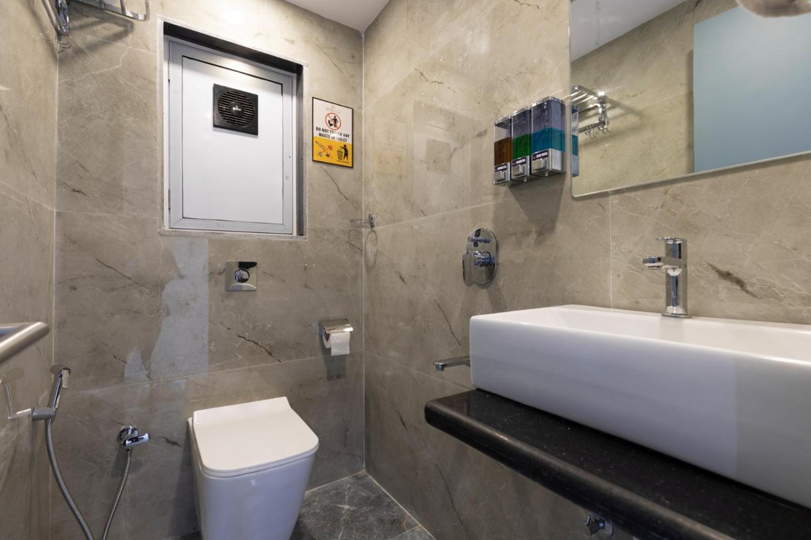 Hotel Windsor Castle 孟买 外观 照片