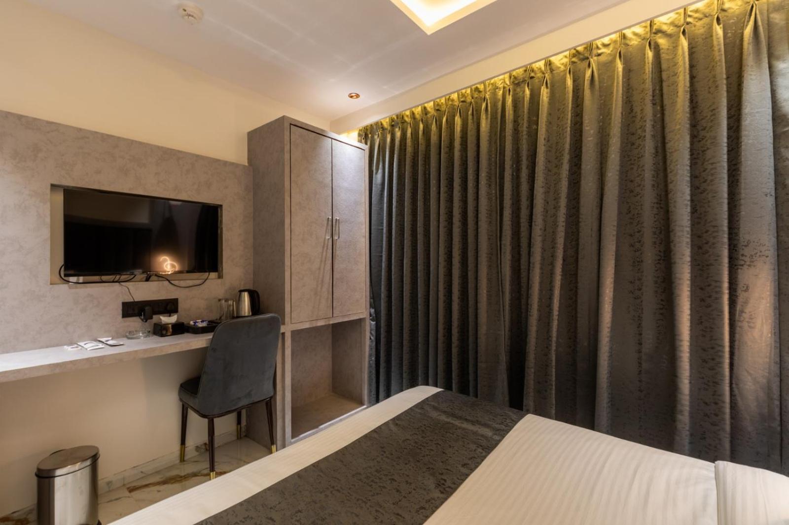 Hotel Windsor Castle 孟买 外观 照片